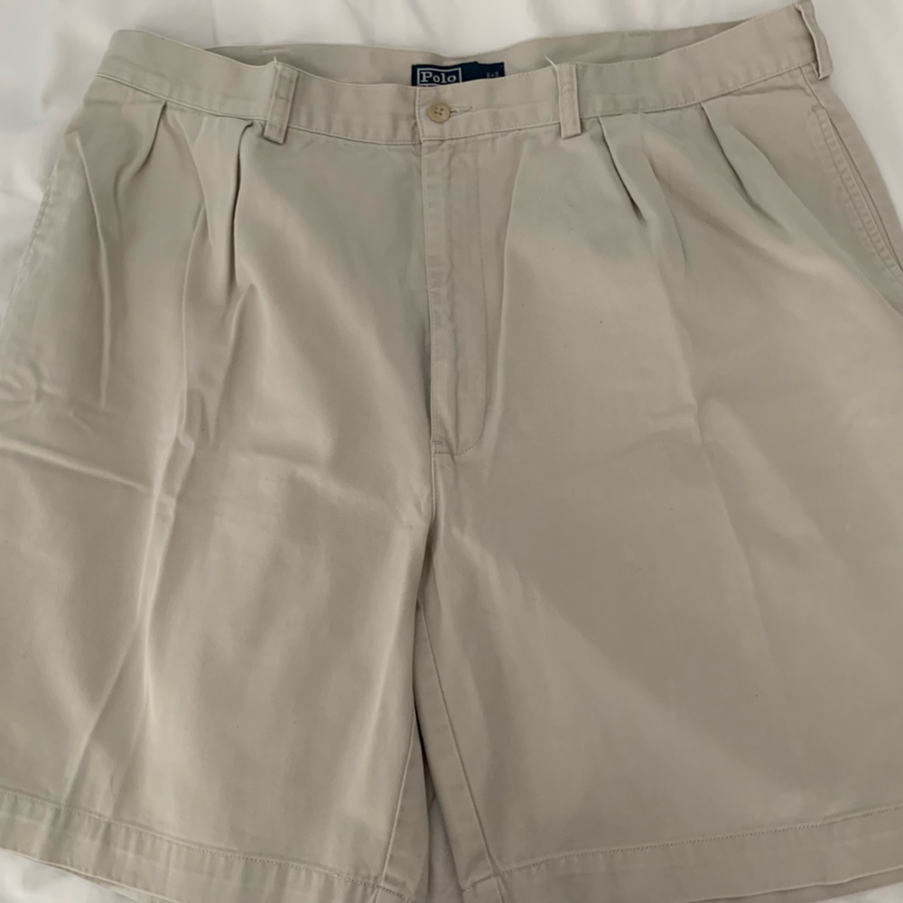 Polo by Ralph Lauren Men's Kaki Shorts Size 40